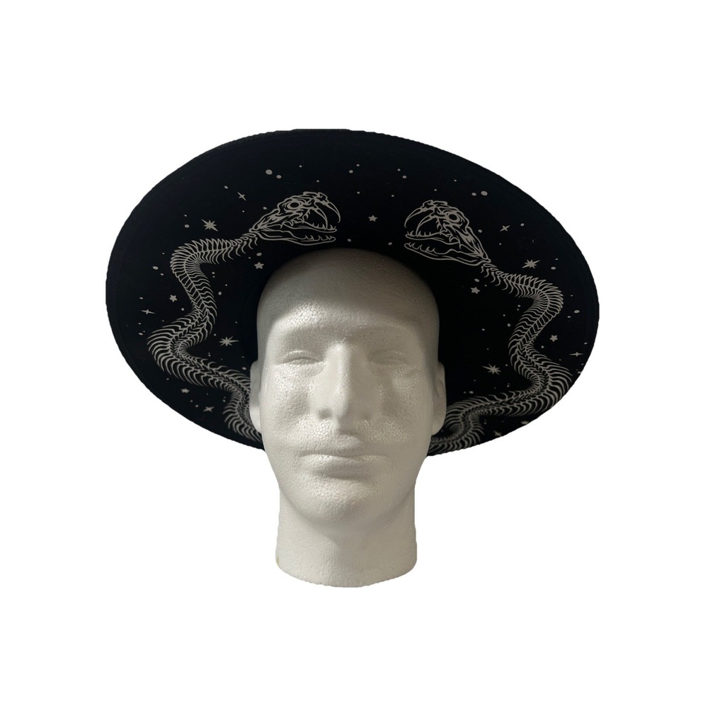 Black hat goth snake skeleton‎ stars woman's